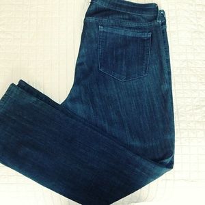 Jeans Old Navy Rockstar Straight Leg Size18